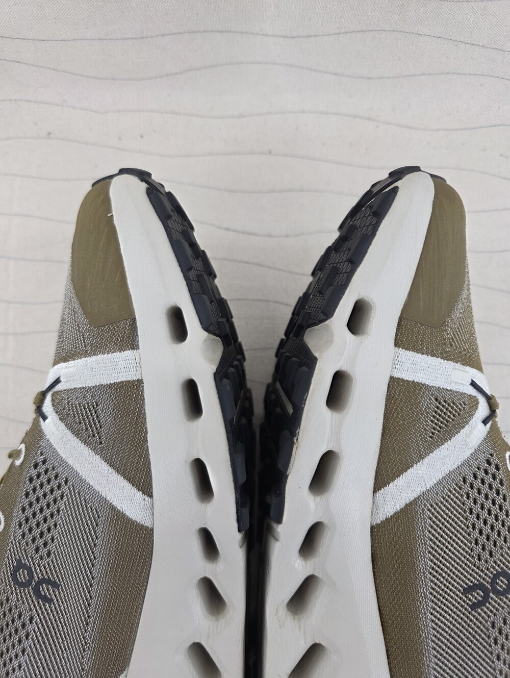 On Running Mens Cloudsurfer Trail Brown Beige Running Sneakers Shoes Size 11.5 - Picture 10 of 15